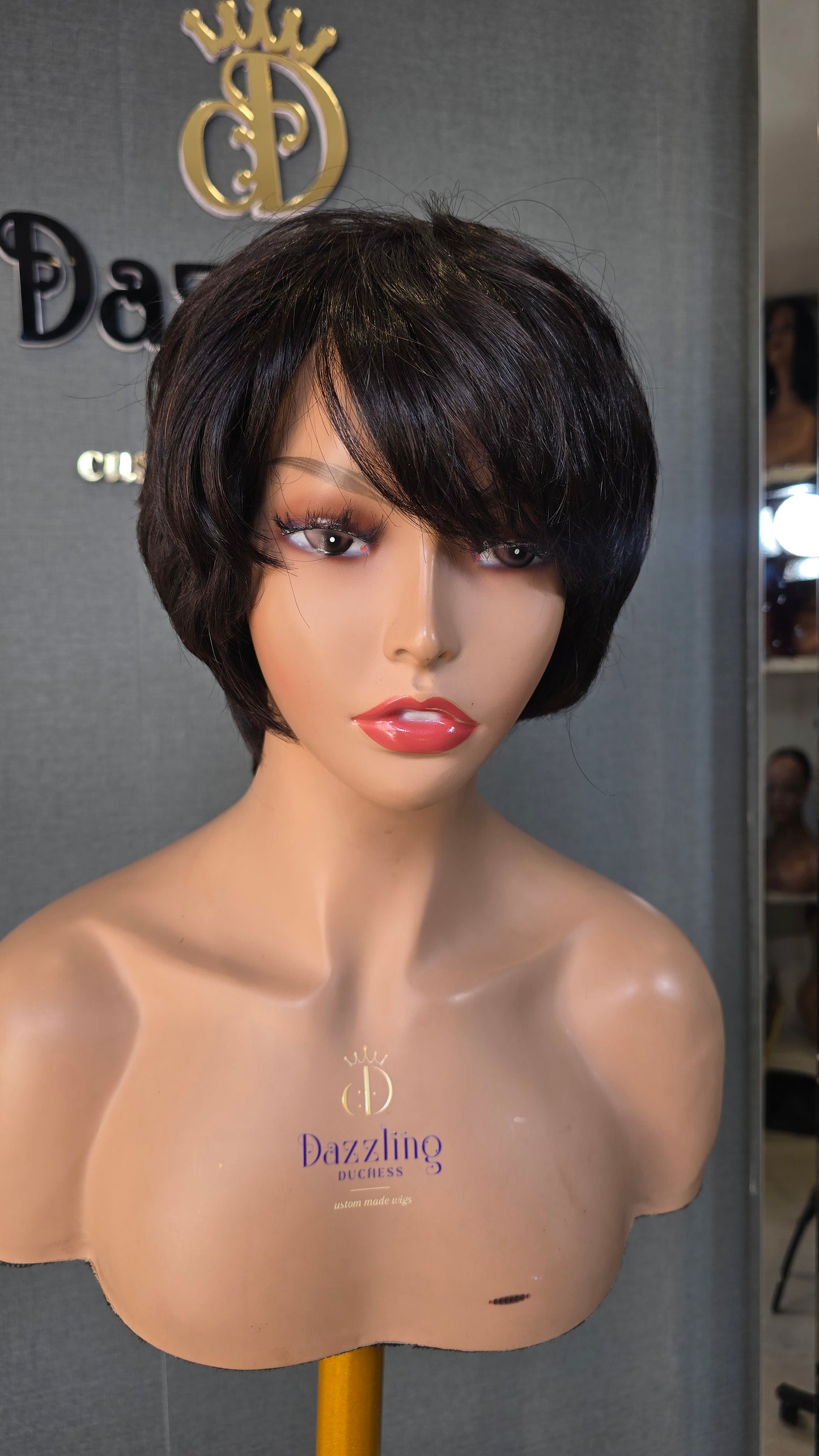 Meyer Col: Natural black