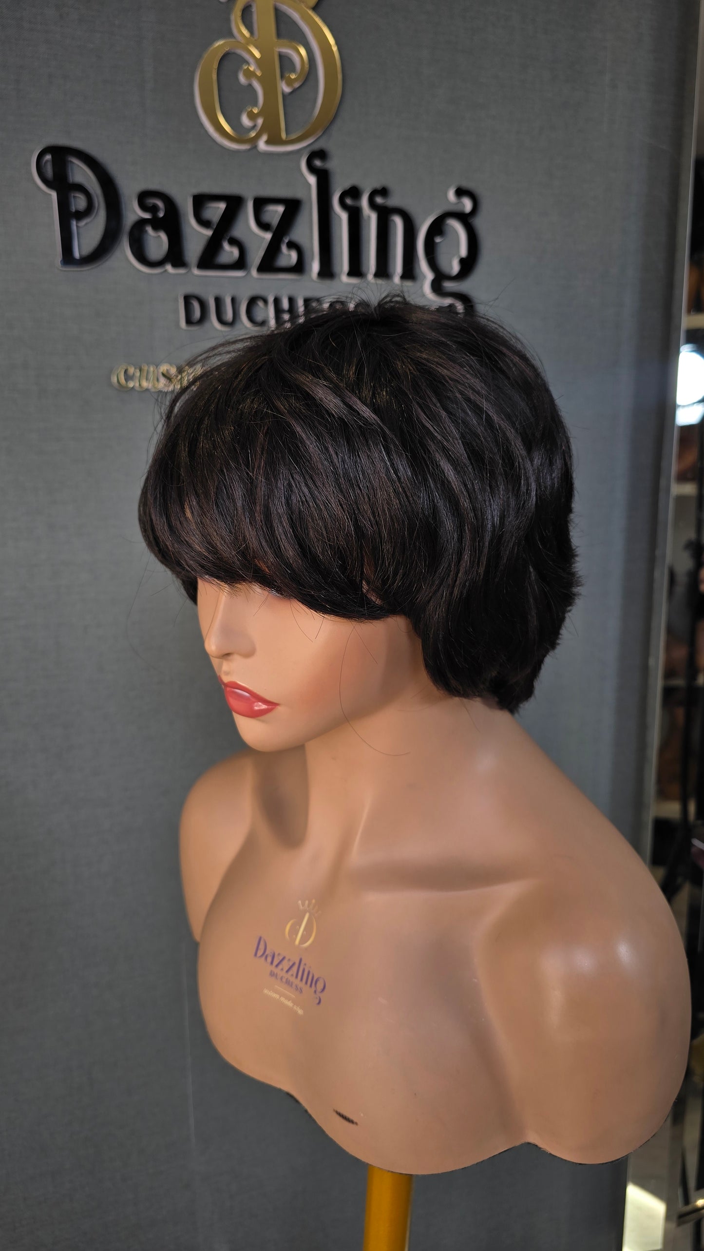 Meyer Col: Natural black