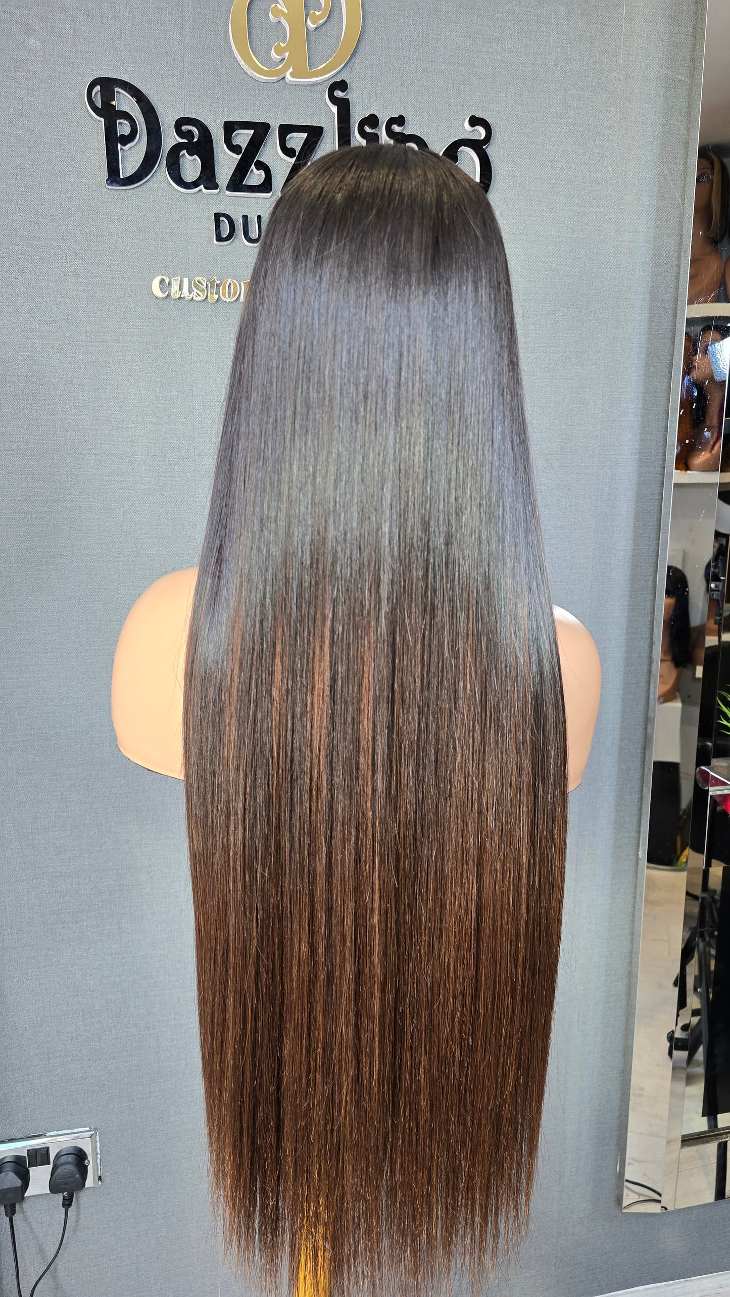 Lilly 26" (Single Donor Raw Hair) Col: Brown Tip