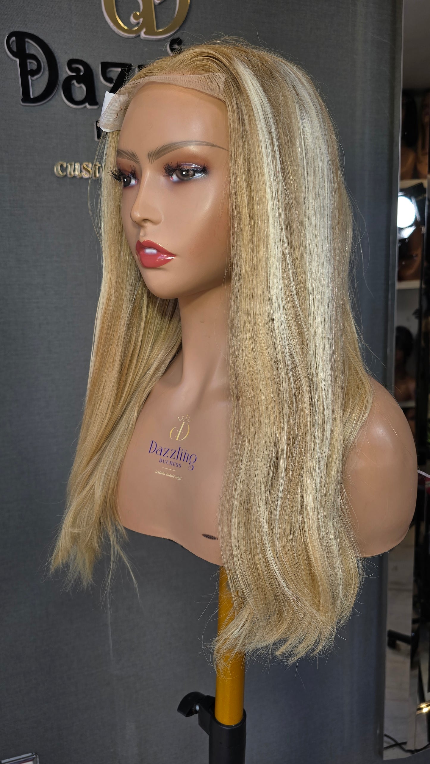 Monalisa 16" Raw Virgin hair Col: mixed blonde