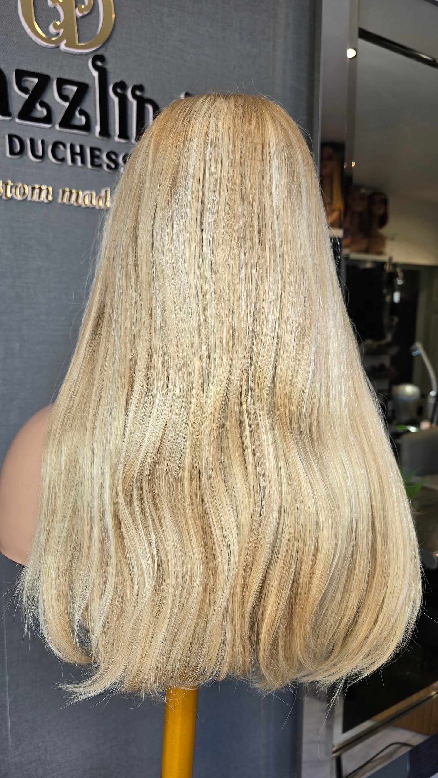 Monalisa 16" Raw Virgin hair Col: mixed blonde