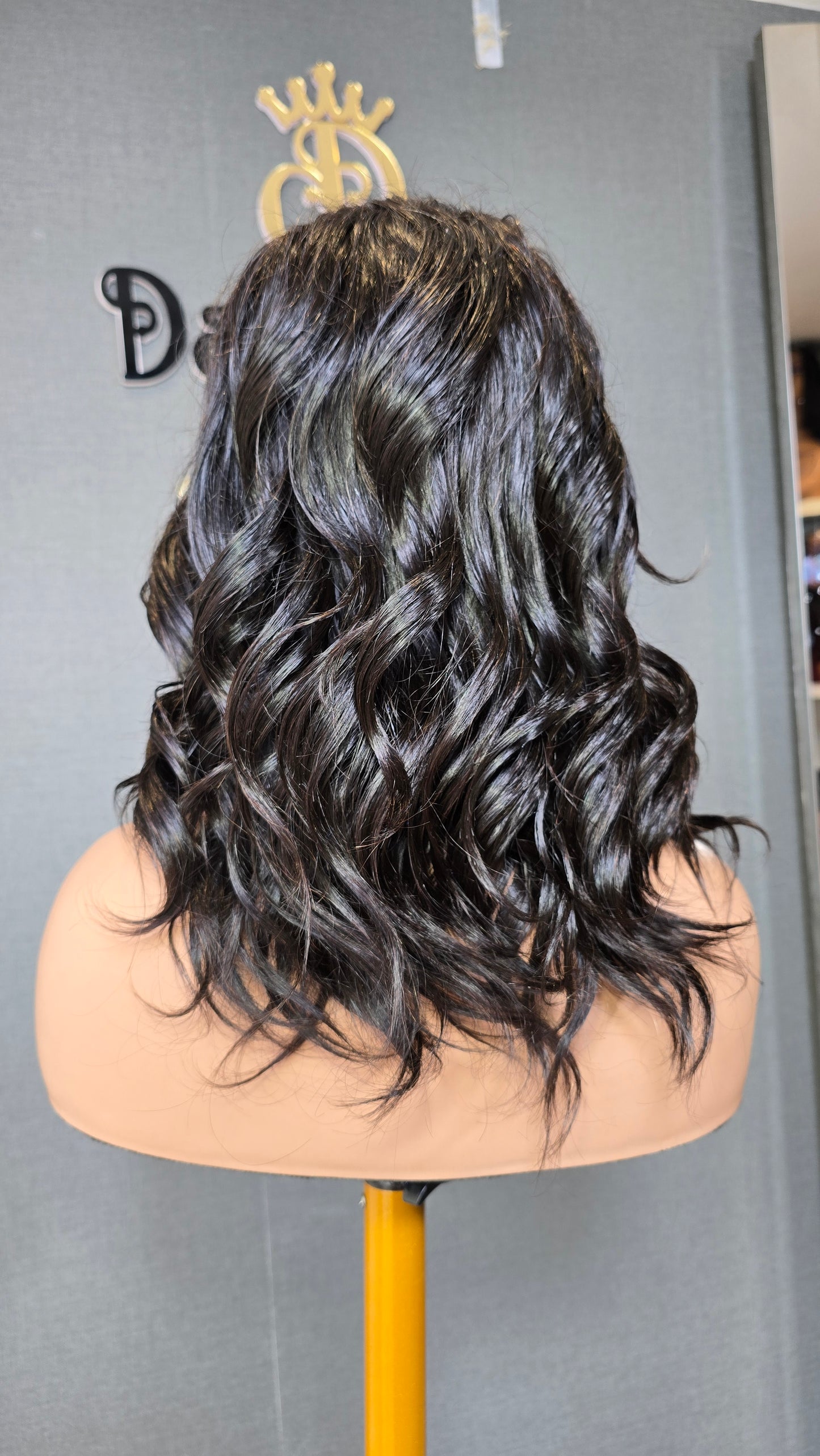 Monalisa 10" Raw Virgin hair Col: Natural black