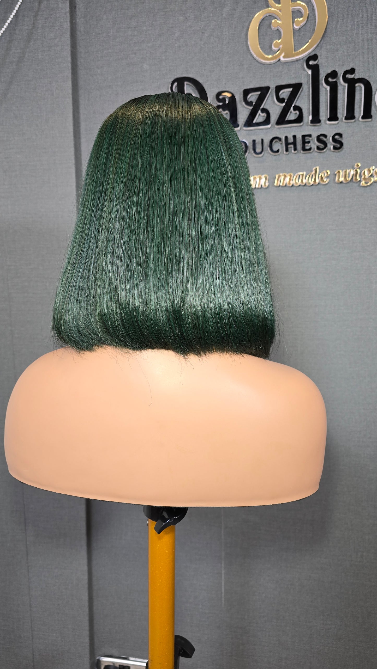 Kaycee 10" Vietnamese raw human hair Col: Bottle green