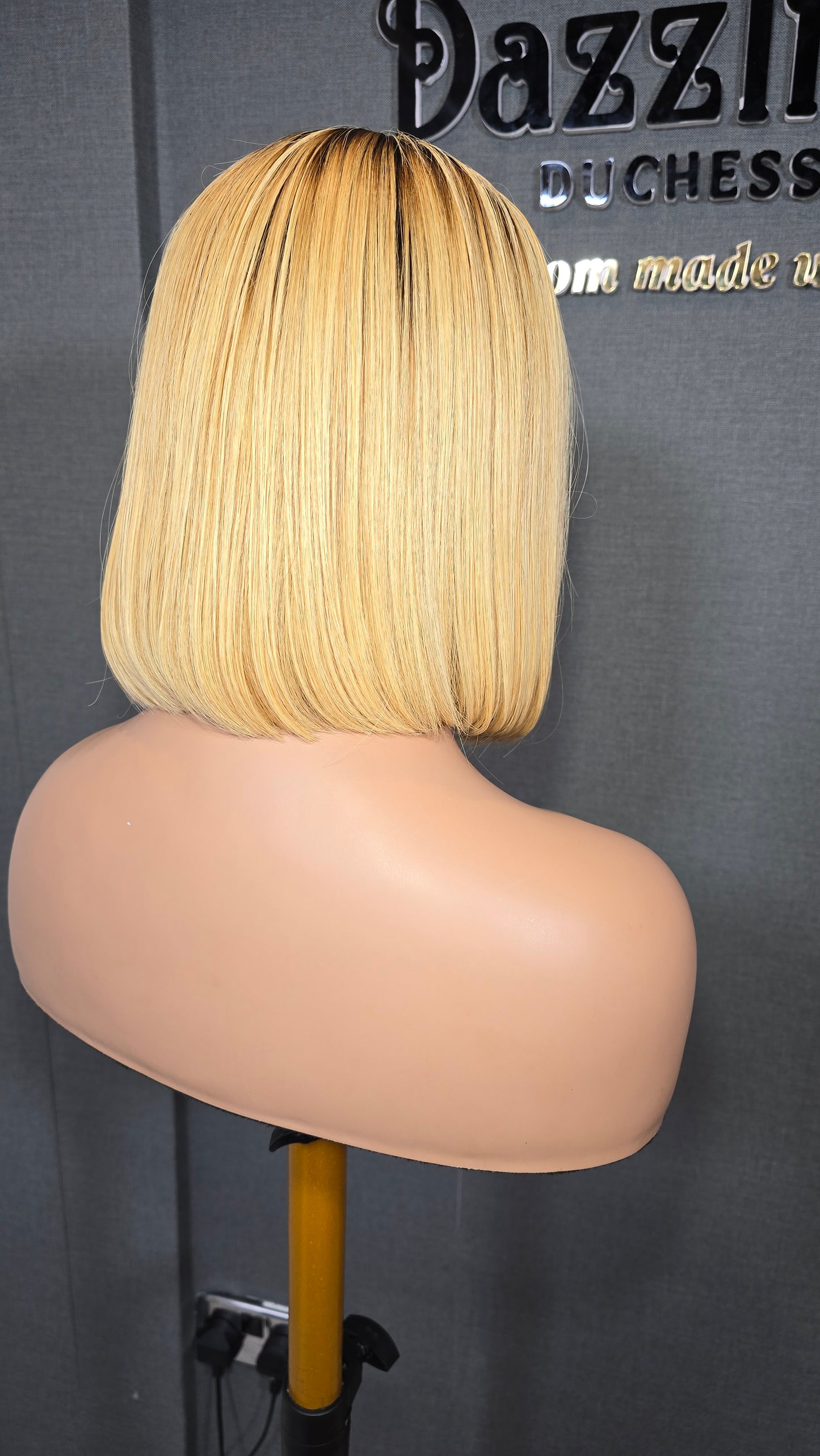 KAYCEE 10" Vietnamese raw human hair Col: 1b/613(blonde)