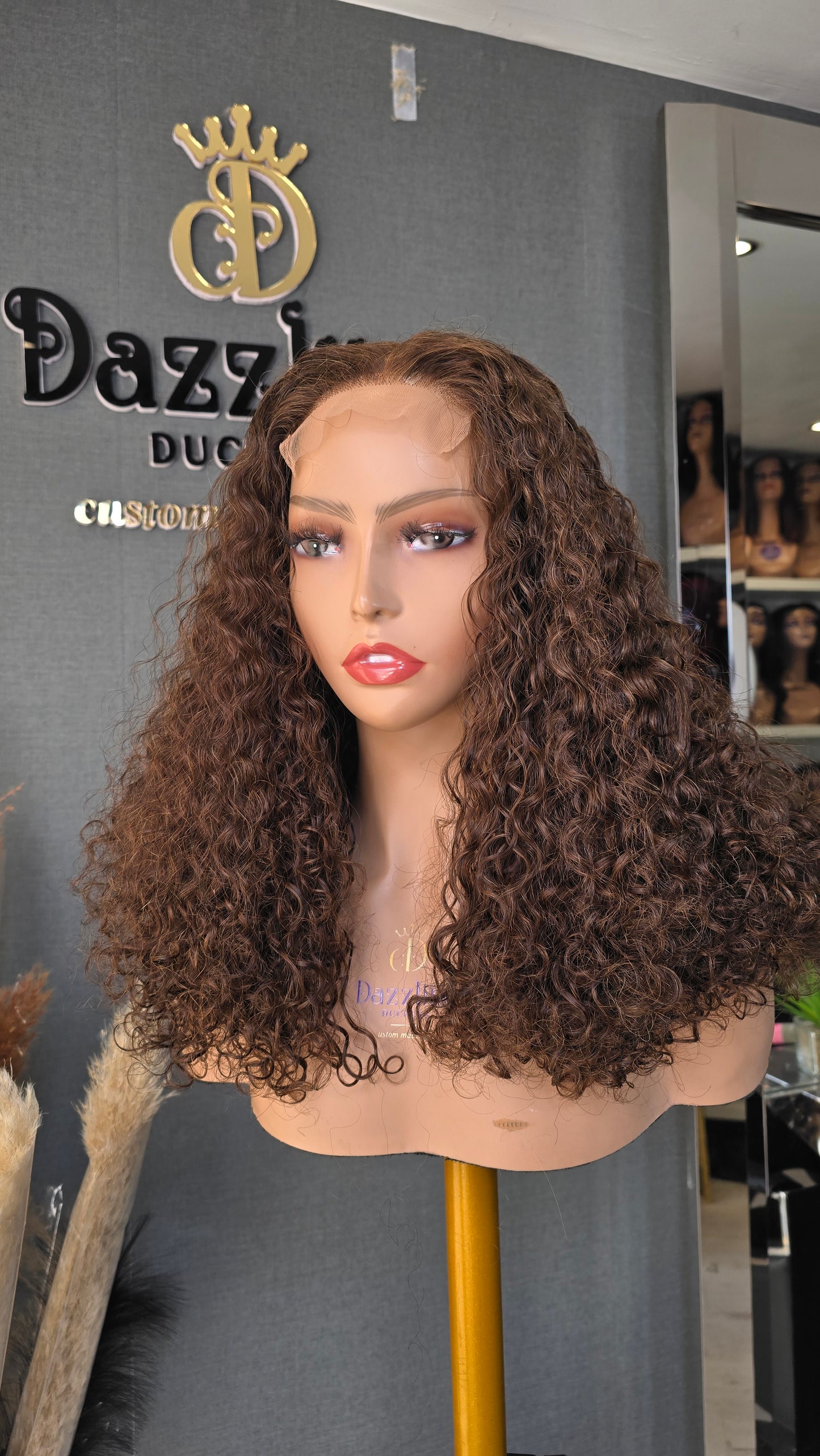 Leticia 14" Raw Virgin human hair Col: Chestnut brown