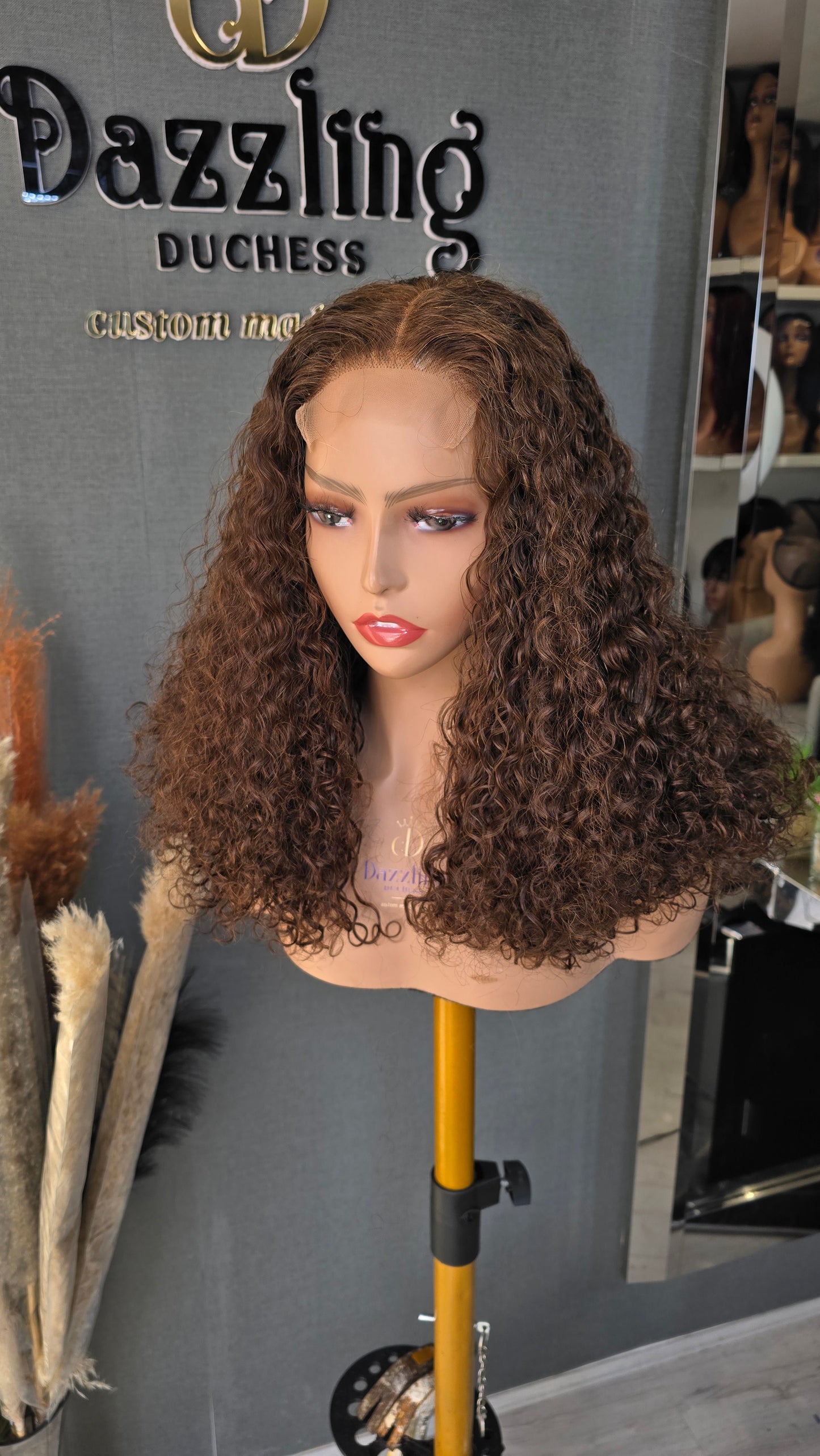 Leticia 14" Raw Virgin human hair Col: Chestnut brown