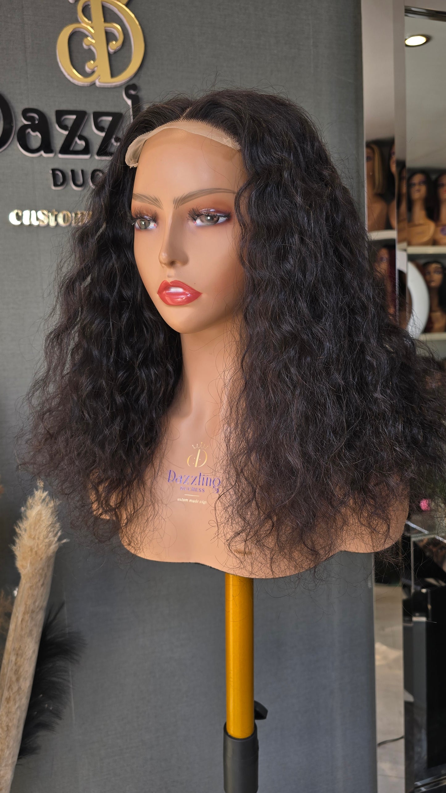 Sofia 16" Raw virgin human hair Col: Natural black