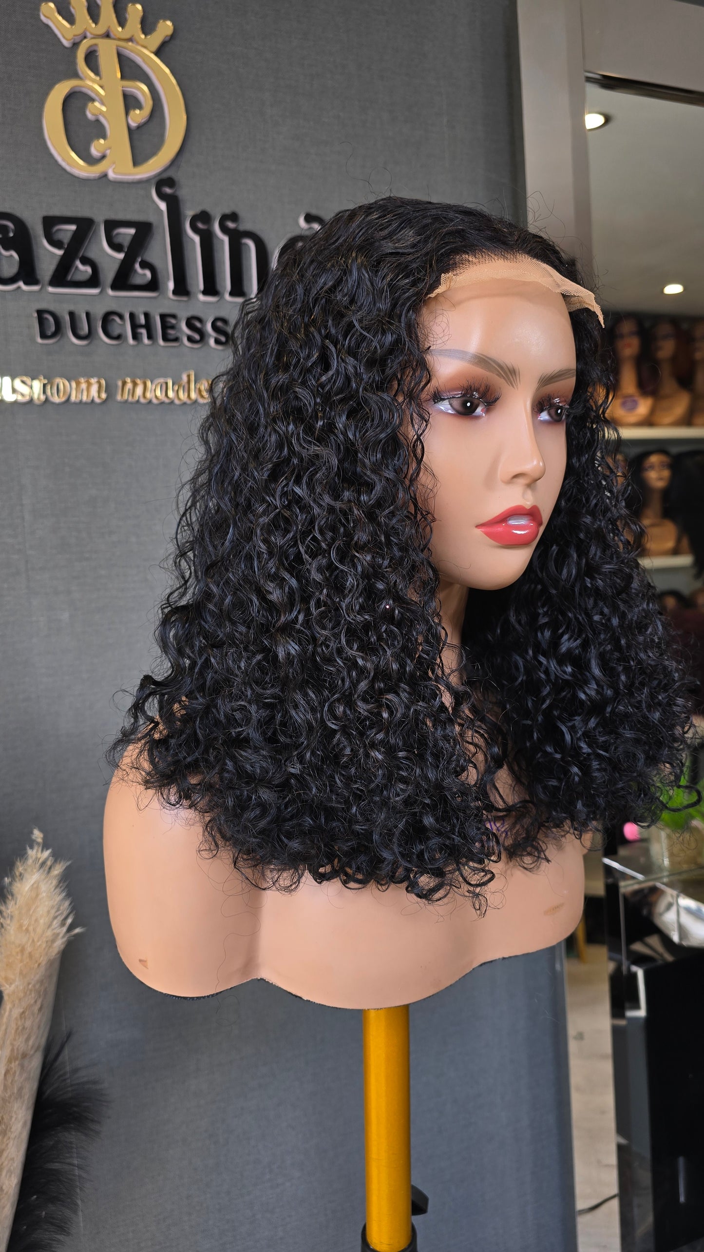 Leticia 14" Raw Virgin human hair Col: Natural black