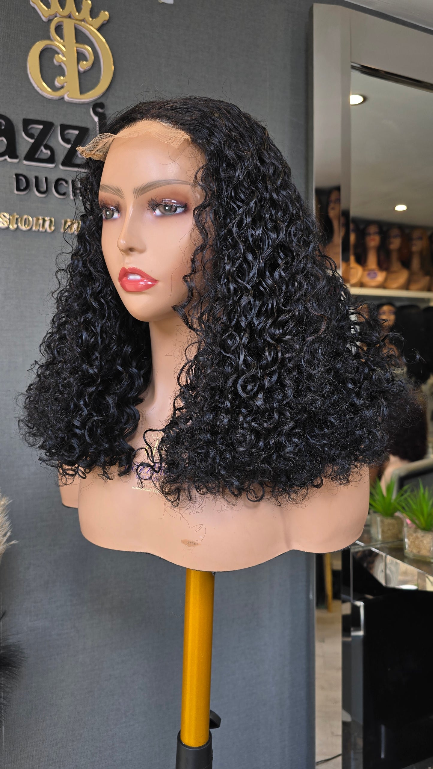 Leticia 14" Raw Virgin human hair Col: Natural black