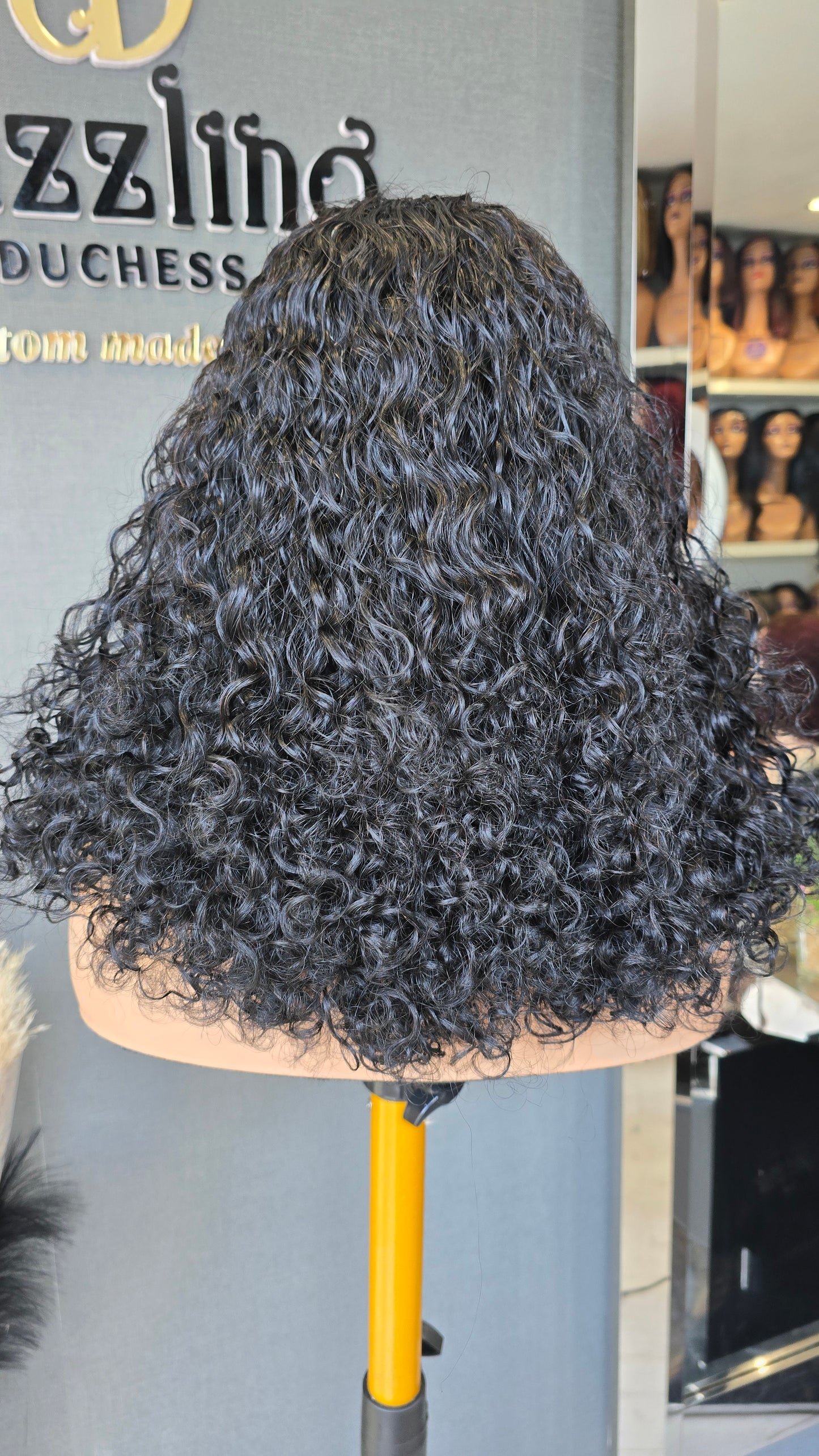 Leticia 14" Raw Virgin human hair Col: Natural black