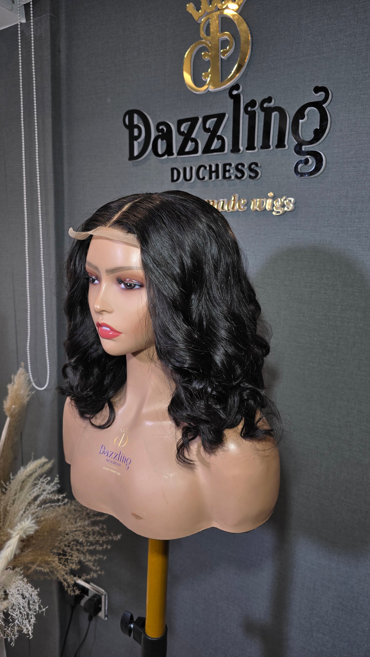 Lina 10" Raw Vietnamese hair Col: Natural black