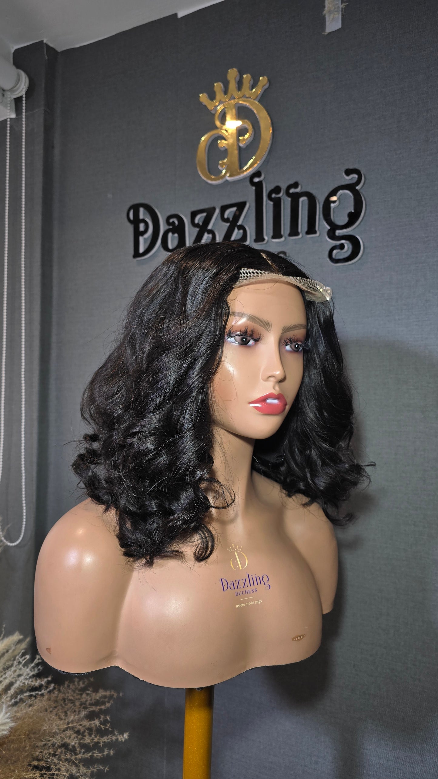 Lina 10" Raw Vietnamese hair Col: Natural black