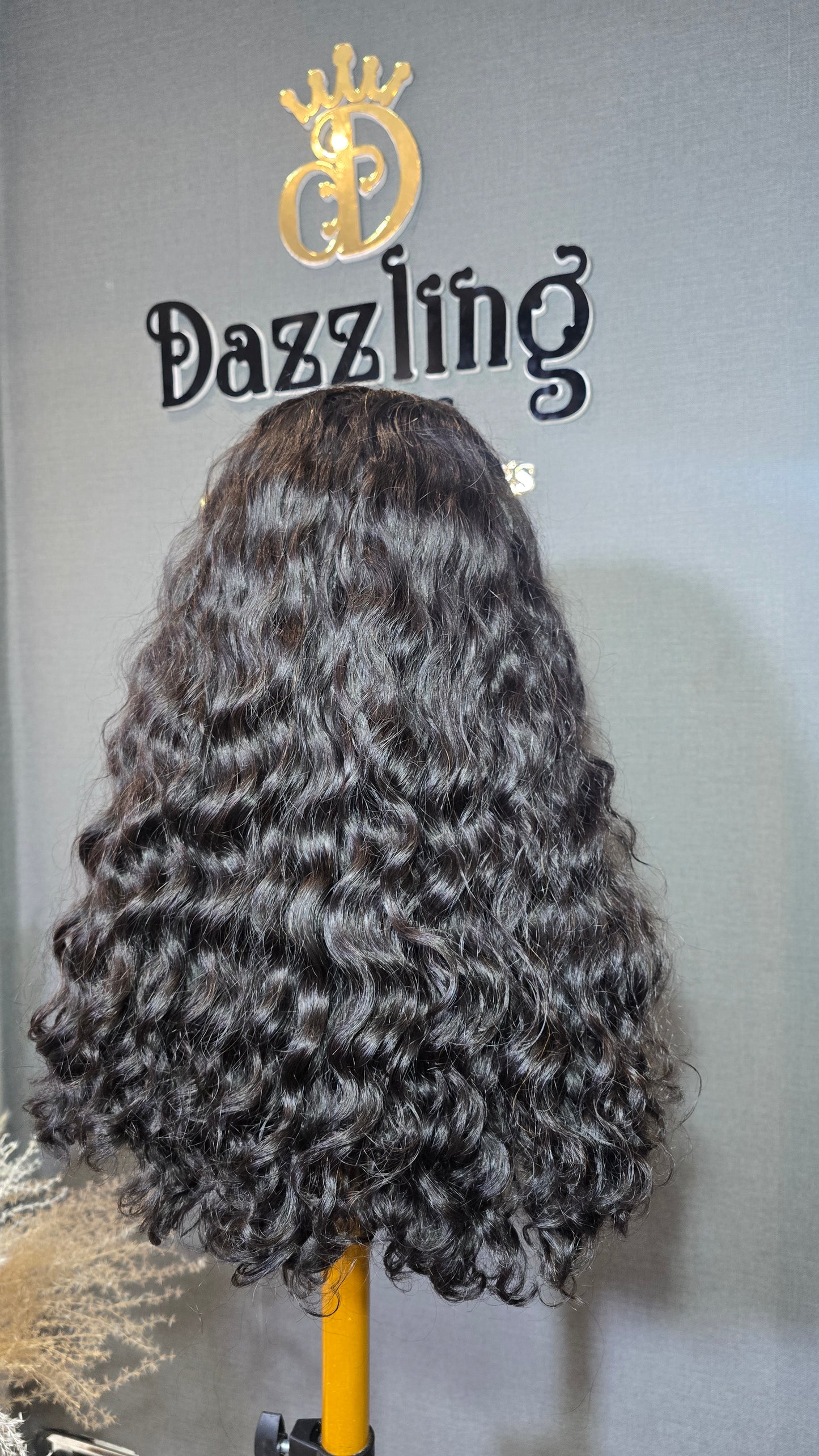 Araceli 16" Raw Vietnamese natural curly