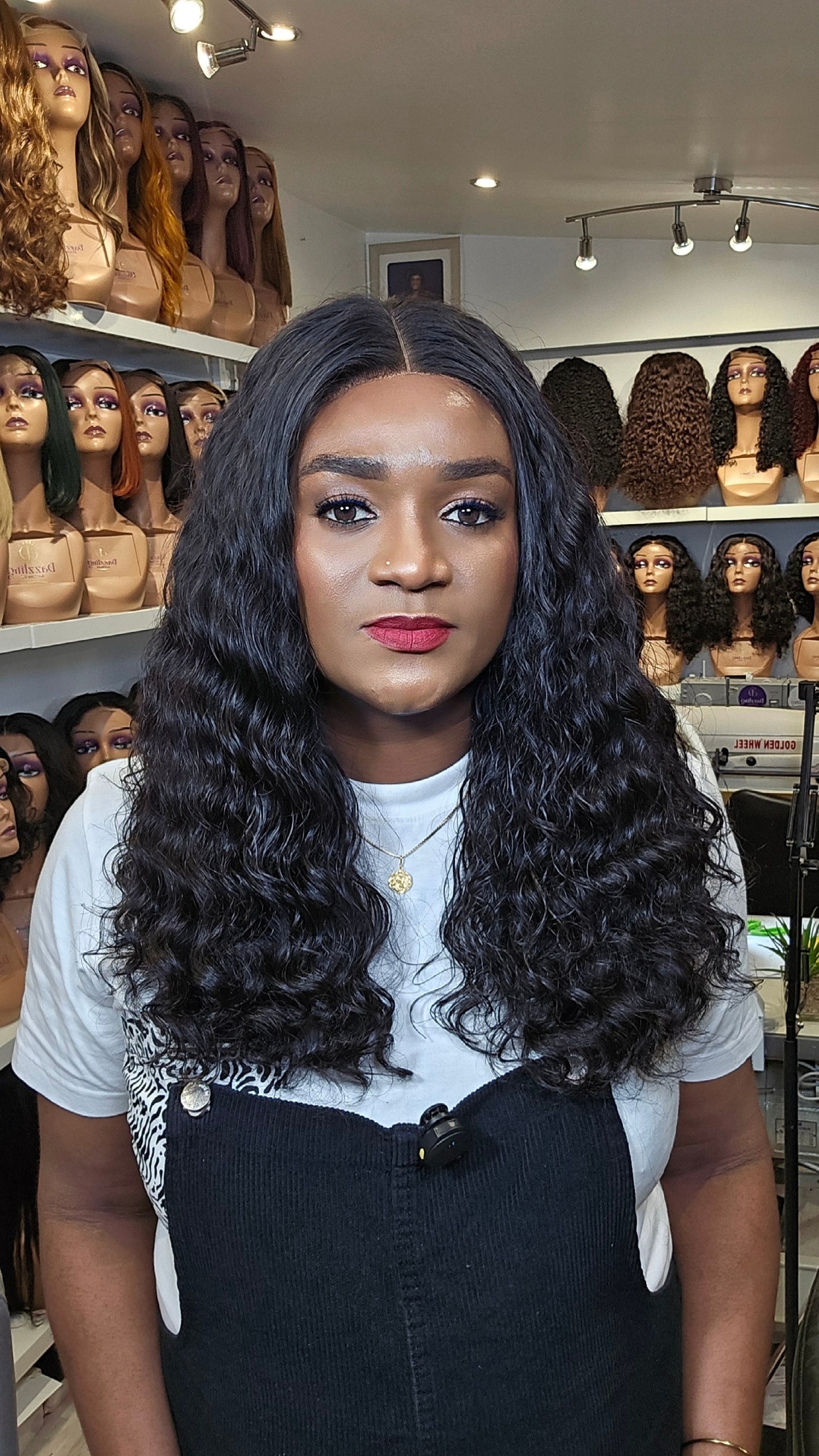 Araceli 16" Raw Vietnamese natural curly