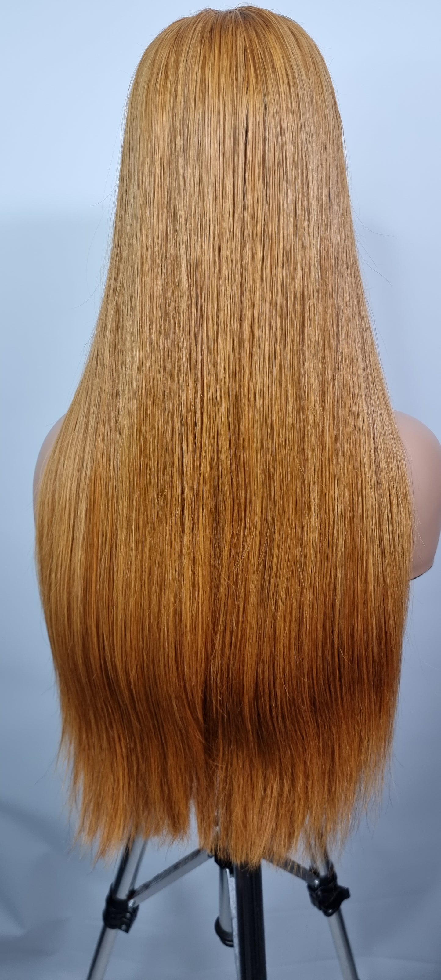 WINNIE 22" (Natural straight) Col:30