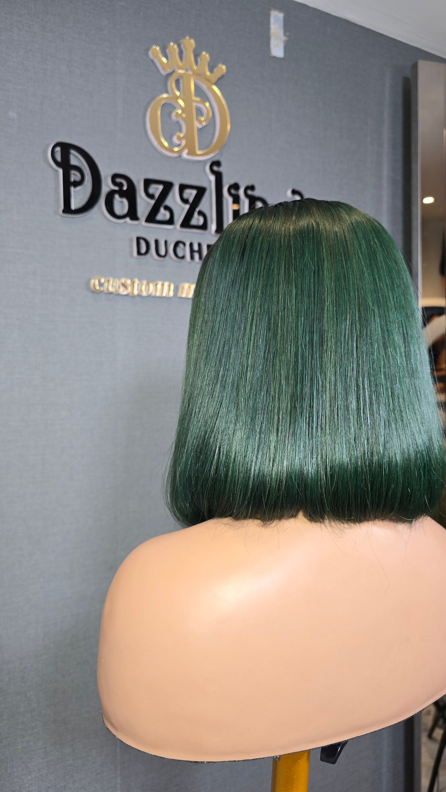 Kaycee 10" Vietnamese raw human hair Col: Bottle green