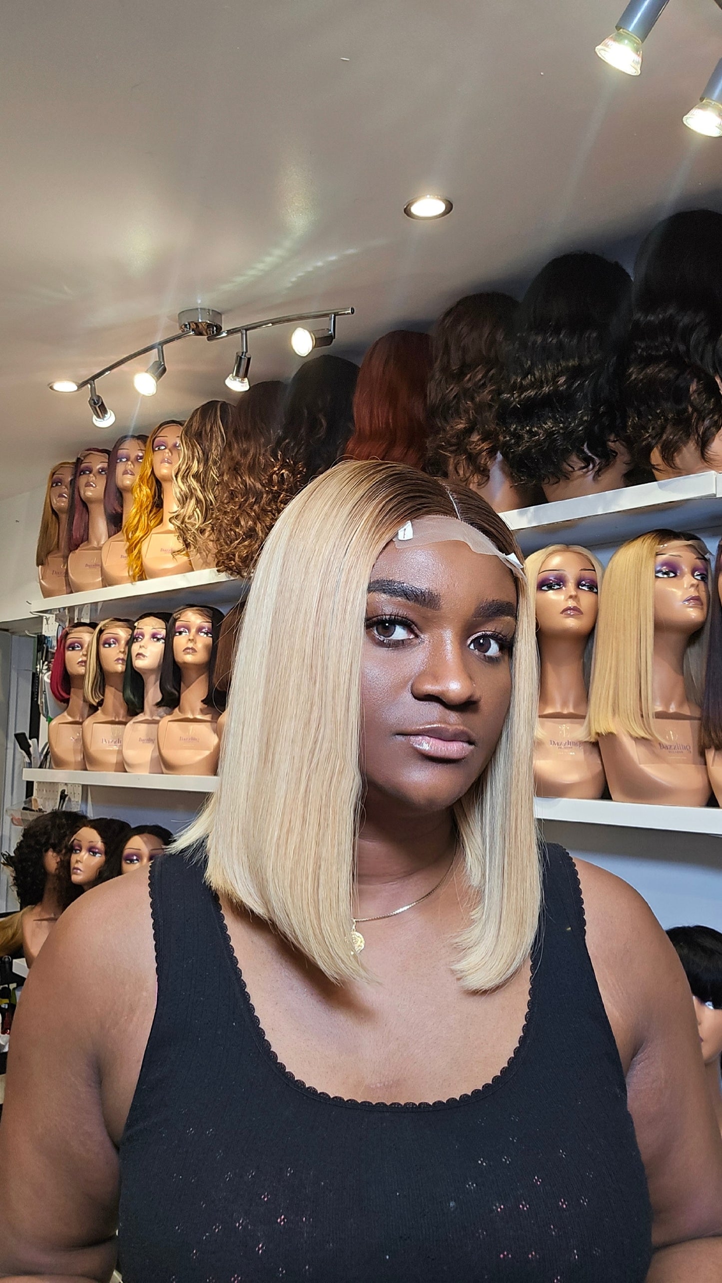 Kaycee 12" Vietnamese Raw Human hair Col: 1b/613 (blonde)