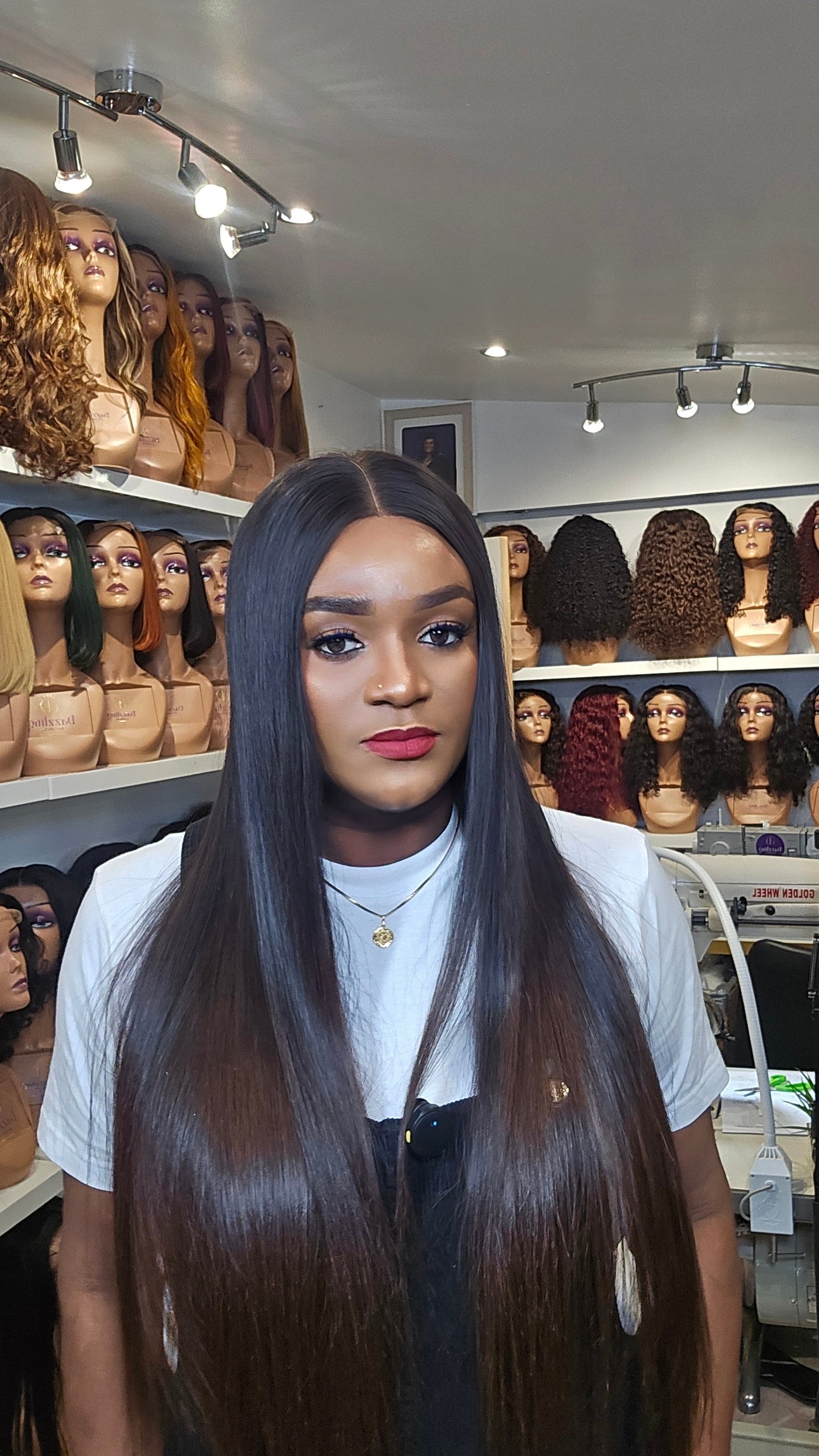 Lilly 26" (Single Donor Raw Hair) Col: Brown Tip