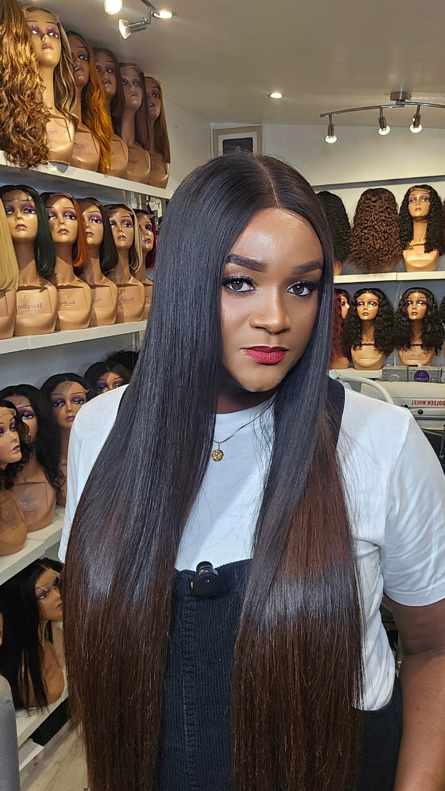 Lilly 26" (Single Donor Raw Hair) Col: Brown Tip