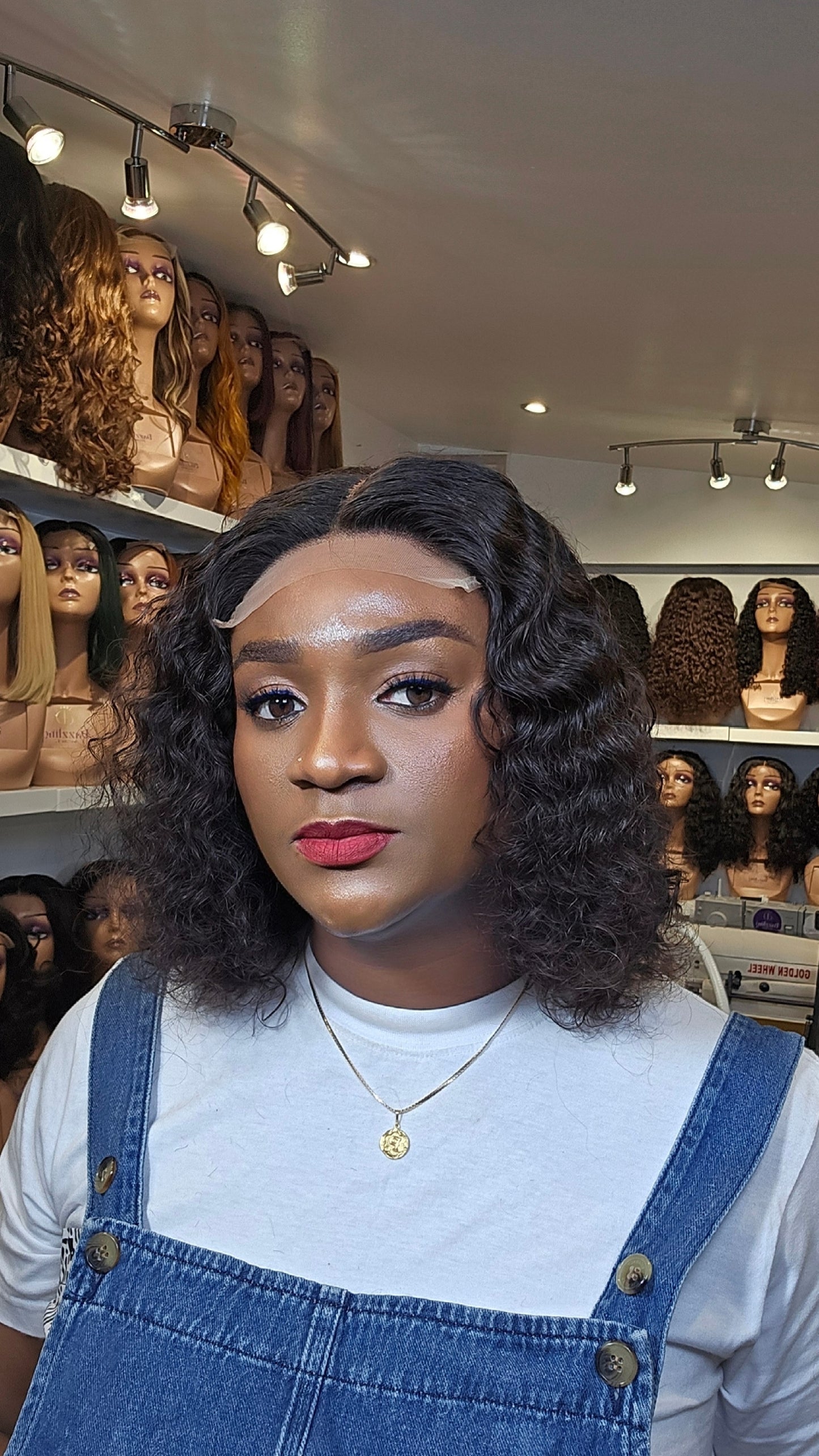 Leticia 10" Raw virgin hair Col: Natural black