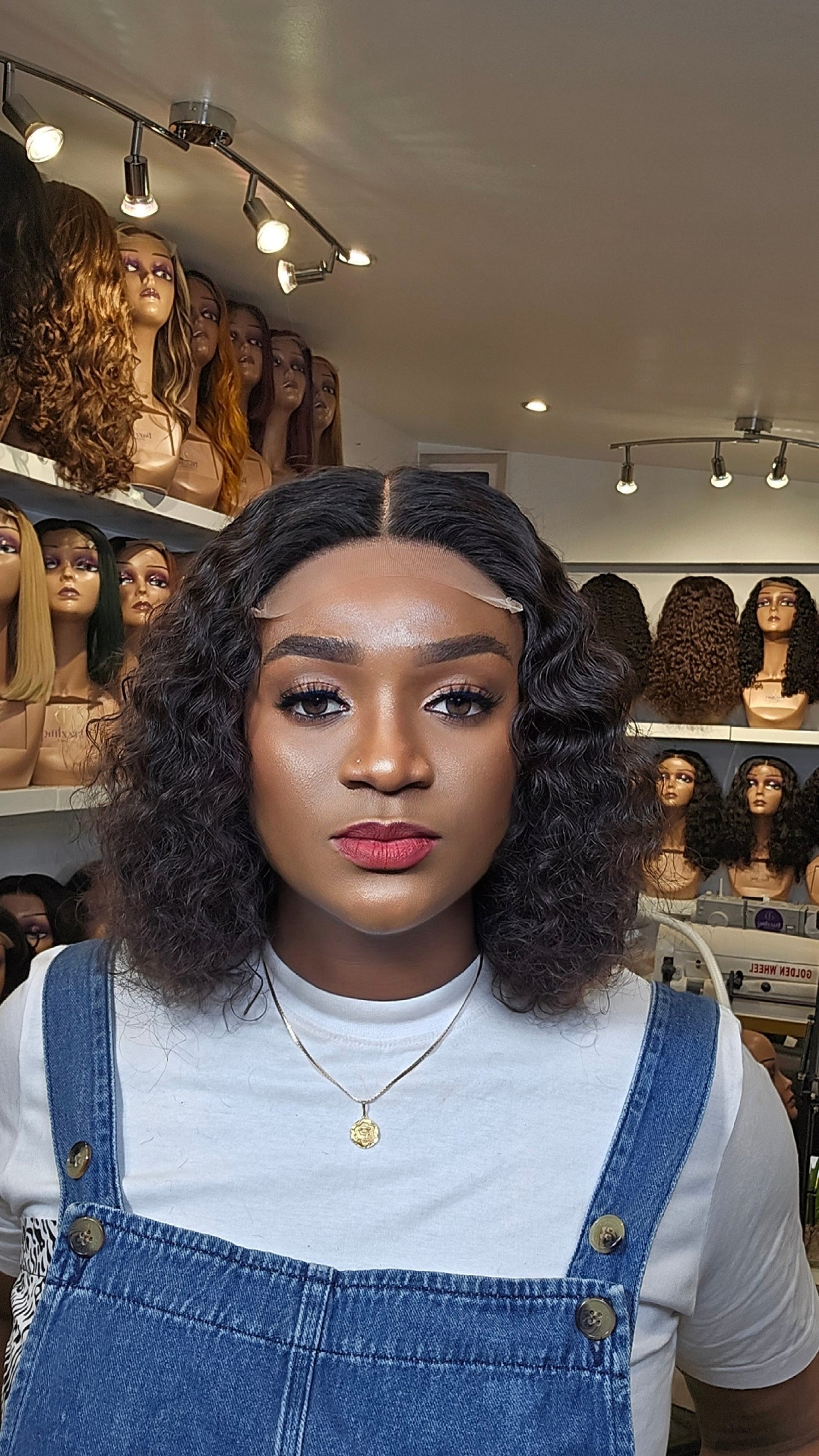 Leticia 10" Raw virgin hair Col: Natural black